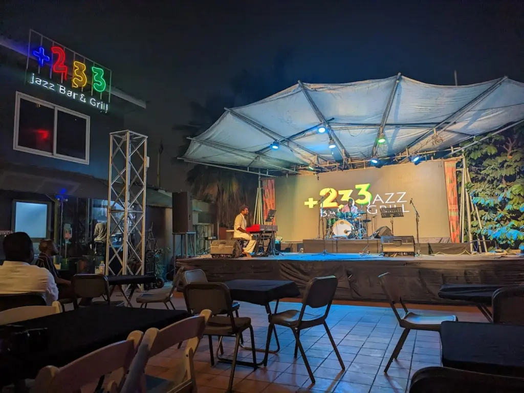 +233 jazz bar and grill